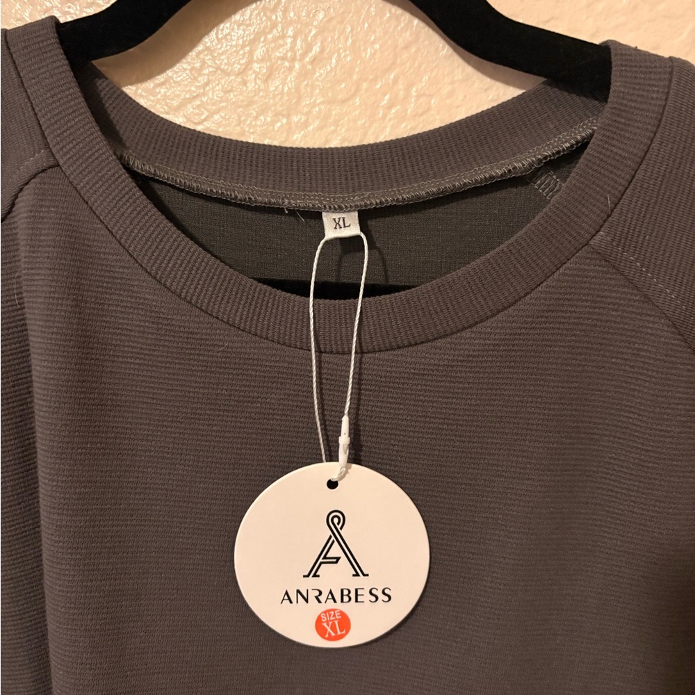 Gray Women's Sweatshirt with Zipper Accents - Picture 3 of 3
